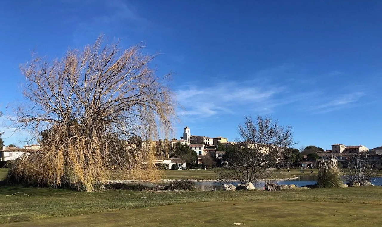 appartement sur le golf de pont royal Mallemort 0*,  France