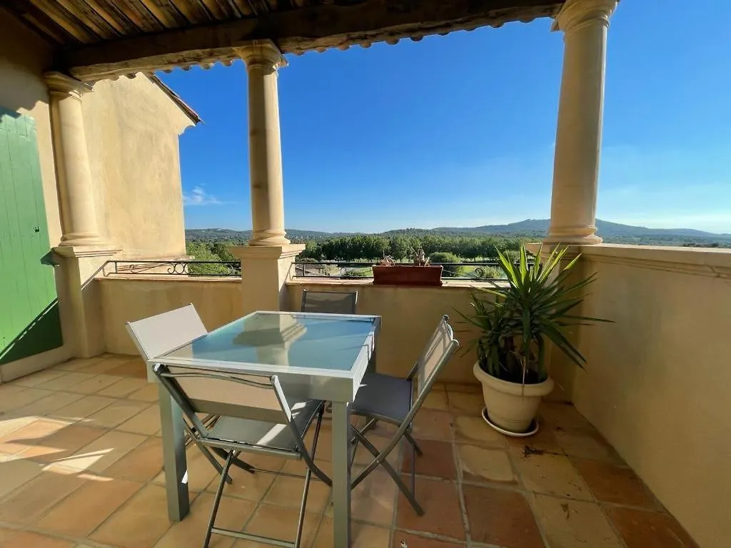 appartement sur le golf de pont royal Mallemort